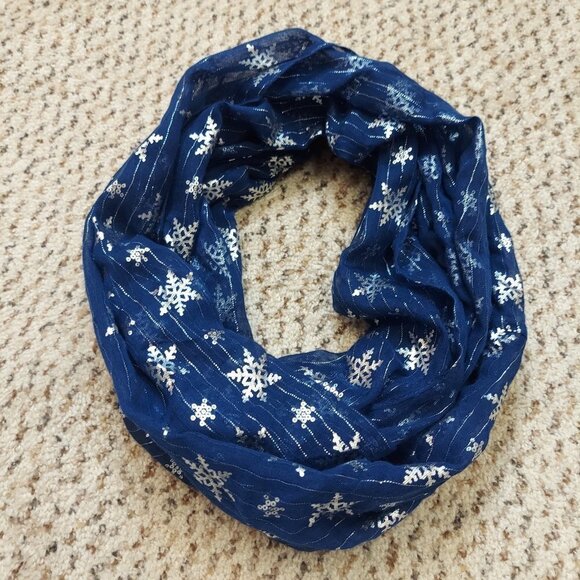 Charming Charlie Blue Silver Sheer Infinity Loop Scarf Sparkly Lightweight - Picture 1 of 10